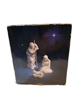 Baby Jesus Avon Nativity Collectibles 1981 Holy Family Porcelain Figurines Set O